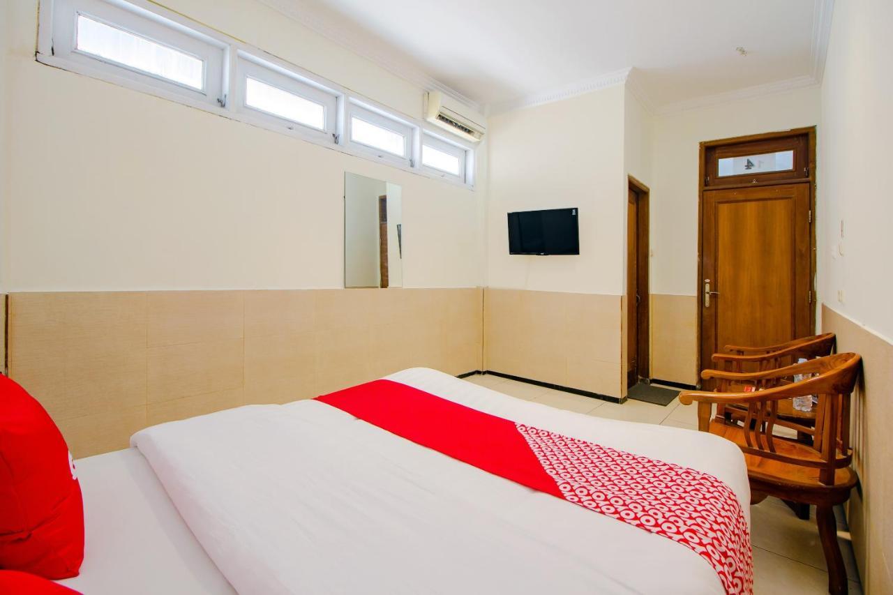 יוגיאקרטה Oyo 1683 Hotel Musafira Syariah מראה חיצוני תמונה