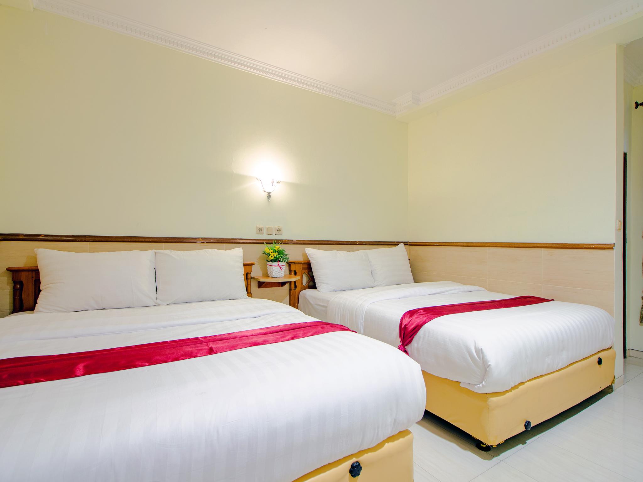 יוגיאקרטה Oyo 1683 Hotel Musafira Syariah מראה חיצוני תמונה
