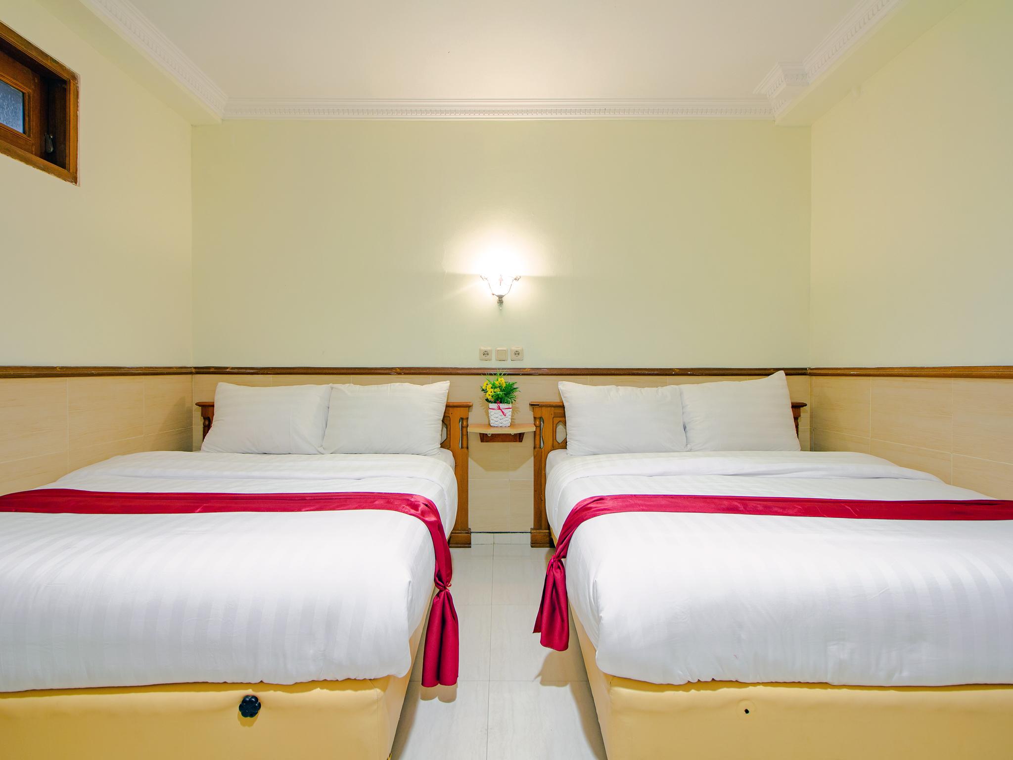 יוגיאקרטה Oyo 1683 Hotel Musafira Syariah מראה חיצוני תמונה