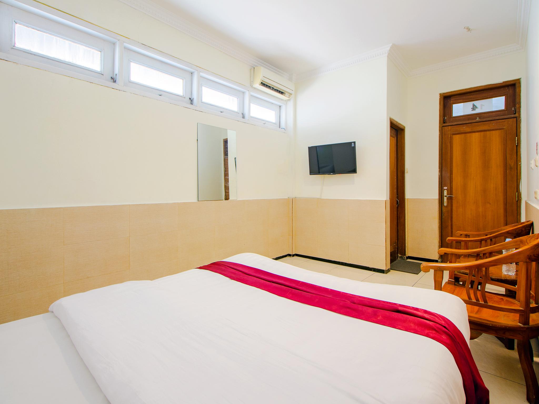יוגיאקרטה Oyo 1683 Hotel Musafira Syariah מראה חיצוני תמונה