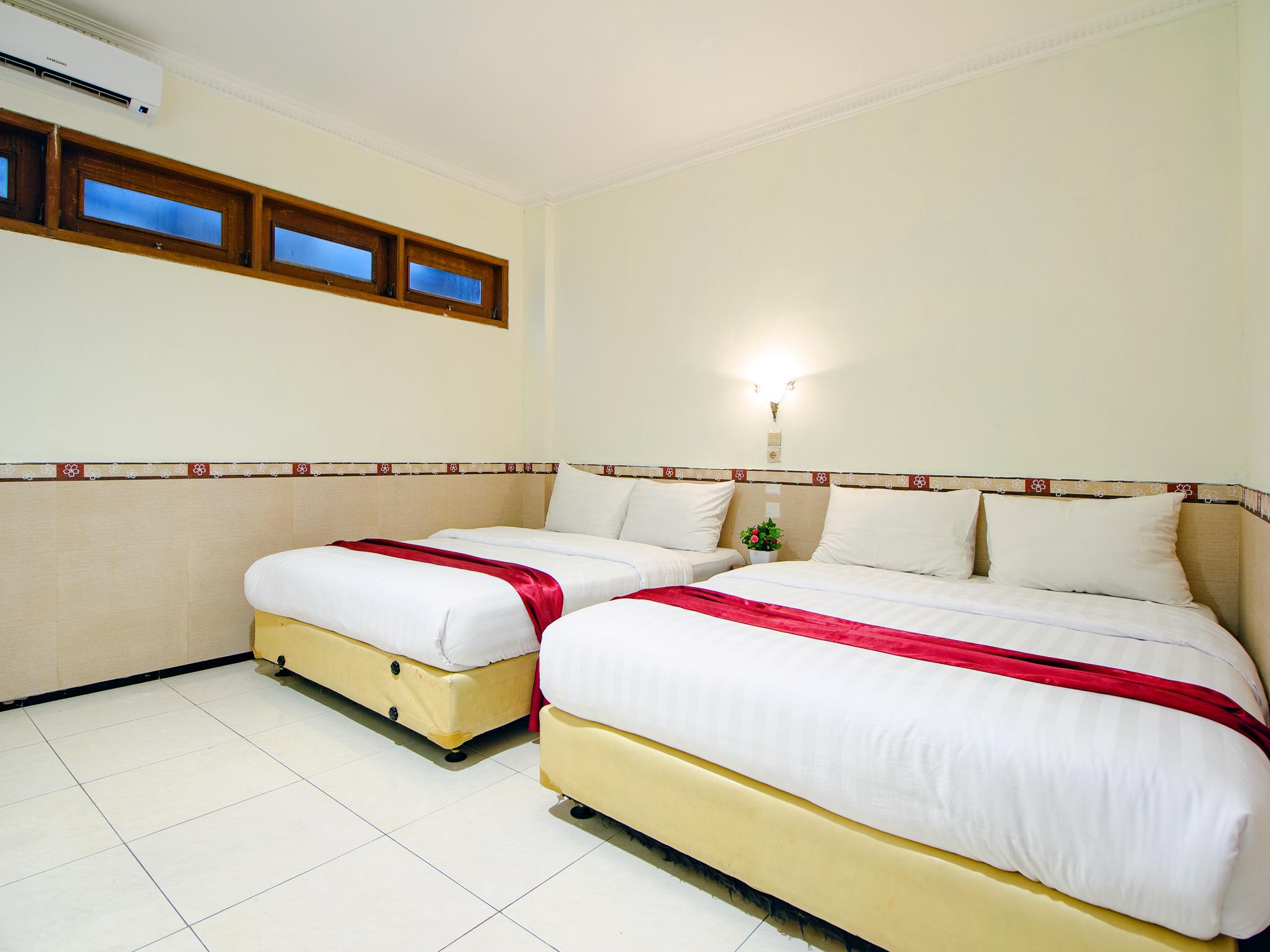 יוגיאקרטה Oyo 1683 Hotel Musafira Syariah מראה חיצוני תמונה