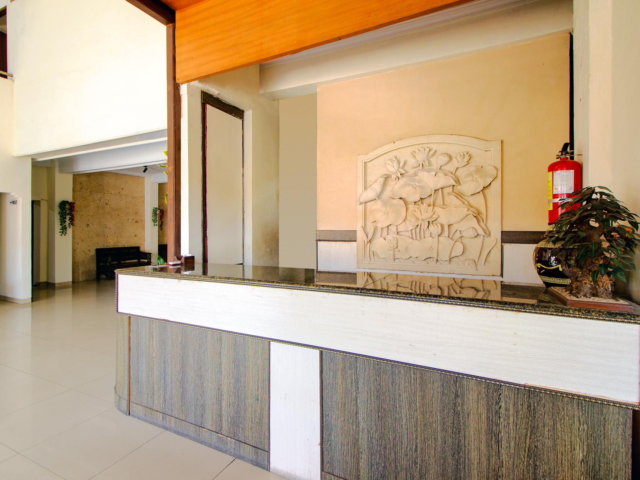 יוגיאקרטה Oyo 1683 Hotel Musafira Syariah מראה חיצוני תמונה