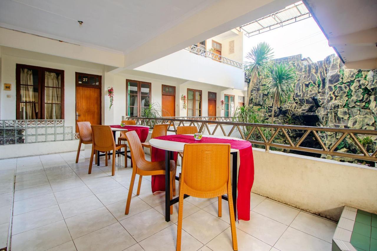יוגיאקרטה Oyo 1683 Hotel Musafira Syariah מראה חיצוני תמונה